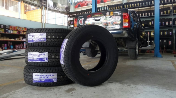 ขายยางใหม่ DUNLOP PT2 255/70-15 เส้นละ 4500