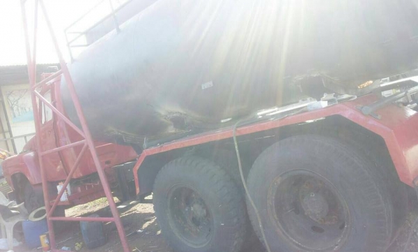 รถสิบล้อ ติดถัง 12000 ลิตร หัวยาวอิซูสุ เพลาเดียว สภาพพร้อมใช้งาน รถสิบล้อ ติดถัง 12000 ลิตร หัวยาวอิซูสุ เพลาเดียว สภาพพร้อมใช้งาน