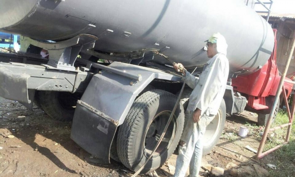 รถสิบล้อ ติดถัง 12000 ลิตร หัวยาวอิซูสุ เพลาเดียว สภาพพร้อมใช้งาน รถสิบล้อ ติดถัง 12000 ลิตร หัวยาวอิซูสุ เพลาเดียว สภาพพร้อมใช้งาน