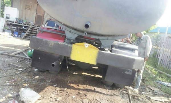 รถสิบล้อ ติดถัง 12000 ลิตร หัวยาวอิซูสุ เพลาเดียว สภาพพร้อมใช้งาน รถสิบล้อ ติดถัง 12000 ลิตร หัวยาวอิซูสุ เพลาเดียว สภาพพร้อมใช้งาน