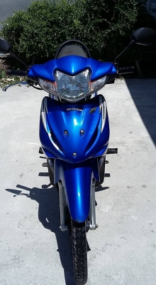 ขายwave 110 i ครื่องเดิมสนิท ท่อไม่มีควันแน่นอน ชุดสีเดิมสนิท รถบ้าน ทะเบียนไม่ขาดต่อ ชุดโอนครับ รถอยุ่ สรงประภา ดอนเมือง กรุงเทพ เบอ 0891123302 line progress7109 ราคา 17500 บาทขาย