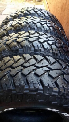 ยาง mud maxxis 265 75 16 ปี 13 สวยๆครับ