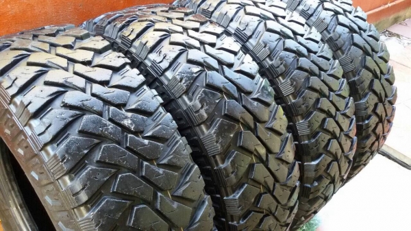 ยาง mud maxxis 265 75 16 ปี 13 สวยๆครับ