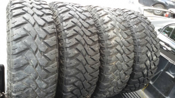 ยาง mud maxxis 265 75 16 ปี 13 สวยๆครับ