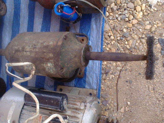 ขายแล้วครับหินเจียรแกนยาว ขายแล้วครับหินเจียรแกนยาว