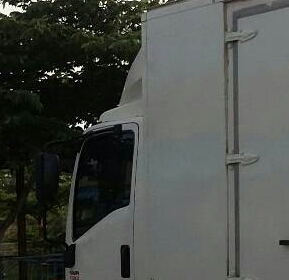 หกลอ อีซูซุ NMR130 ปี53 ช่วงยาว 4.30ม สภาพสวยบางสีเดิมไม่มีชน ทะเบียนพร้อมโอน ราคา 625,000บ พร้อมรับรถได้เลย