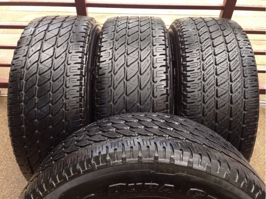 ยาง Nitto 265 60 18 กลางปี12 ดอกเต็ม เนื้อนิ่ม ไม่มีกินข้าง