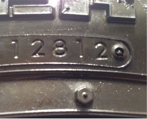 ยาง Nitto 265 60 18 กลางปี12 ดอกเต็ม เนื้อนิ่ม ไม่มีกินข้าง