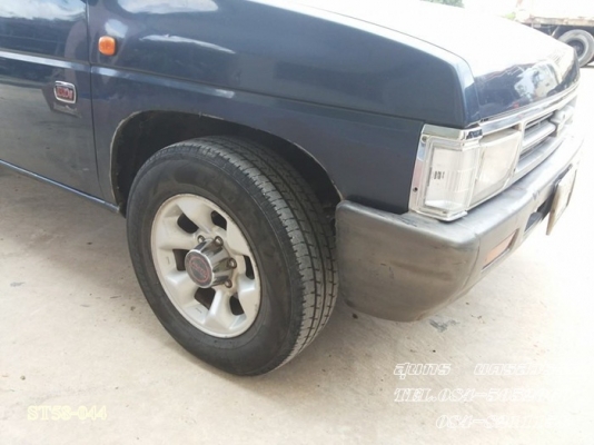 ขายด่วน  NISSAN BIG M 2.5 KINGCAB โฉม KINGCAB  ปี 96 สภาพเดิมๆ พร้อมใช้