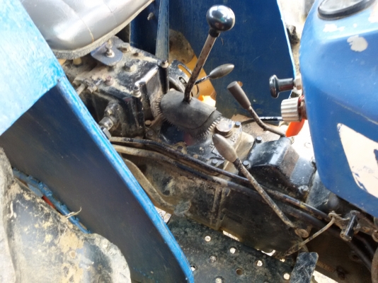 ปัญญาแทรคเตอร์มาแล้ว...จัดมาให้ครับ อีเซกิ TS 1910 4WD ตัวเปล่า