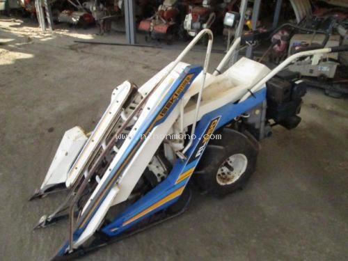 รถเกี่ยวข้าวเดินตาม   ISEKI   RL55  รหัสสินค้า : 80802351 Line ID: nihonmono หรือเพิ่มเติมไดที่ www.nihonmono.com