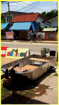 ขายเรือสแตนเลสพร้อมเครื่องกับมอเตอร์ไกด์