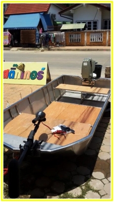 ขายเรือสแตนเลสพร้อมเครื่องกับมอเตอร์ไกด์