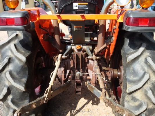 ปัญญาแทรคเตอร์..จัดมาให้ครับ ด่วน!!!คูโบต้า L3408 ตัวเปล่าครับ