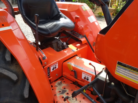 ปัญญาแทรคเตอร์..จัดมาให้ครับ ด่วน!!!คูโบต้า L3408 ตัวเปล่าครับ