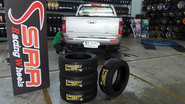 ขายยางใหม่ DUNLOP DZ102 225/45-17 เส้นละ 4000