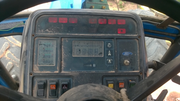 ขายรถไถ FORD NEW HOLLAND 7410 4x4 4 สูบ Turbo คานหน้าคาราโล่