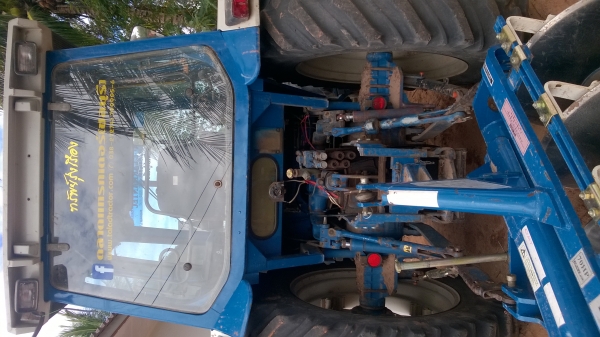 ขายรถไถ FORD NEW HOLLAND 7410 4x4 4 สูบ Turbo คานหน้าคาราโล่