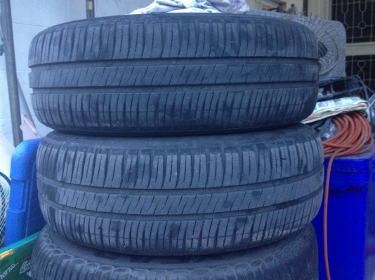 ยาง 185/65R14 สภาพ95\% 2เส้น