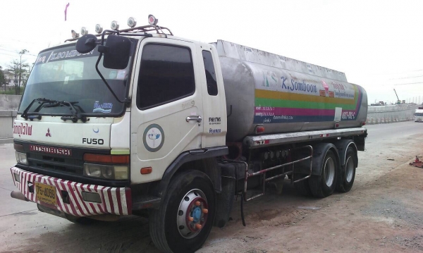 ขายรถน้ำมัน Mitsubishi 225 แรง ปี 2546