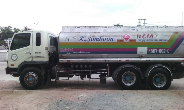 ขายรถน้ำมัน Mitsubishi 225 แรง ปี 2546