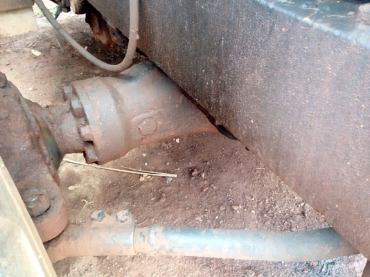 **260,000 บ.ต่อรอง/// รถตักล้อยาง CAT 922 **ขาย LOADER CAT 922 รถตักล้อยาง เอวแข็ง ขนาดบุ้งกี๋ตัก1คิว WHEEL LOADER CATERPILLAR 922 เครื่องเดิม ปั้มเดิม แน่น แรงดี ทำงานดี ครับ บุ้งกี๋เดิมๆ ไม่ผุ ตักได้1คิว แขนเดิม ยังไม่ต่อ แขนดี สวย ไม่ปะ ไม่ร้าว ครับ เก