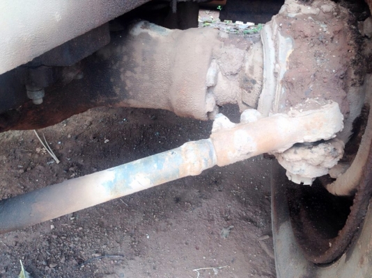 **260,000 บ.ต่อรอง/// รถตักล้อยาง CAT 922 **ขาย LOADER CAT 922 รถตักล้อยาง เอวแข็ง ขนาดบุ้งกี๋ตัก1คิว WHEEL LOADER CATERPILLAR 922 เครื่องเดิม ปั้มเดิม แน่น แรงดี ทำงานดี ครับ บุ้งกี๋เดิมๆ ไม่ผุ ตักได้1คิว แขนเดิม ยังไม่ต่อ แขนดี สวย ไม่ปะ ไม่ร้าว ครับ เก