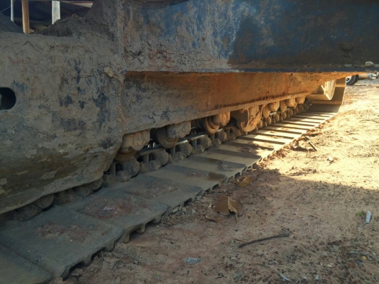 ขายรถแบคโฮ KOMATSU PC200-7 เอกสารเล่มทะเบียน 5000 ชม.ราคา 1750000