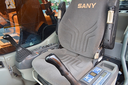 สยามอินเตอร์ เปิดประมูลรถขุดตีนตะขาบ SANY