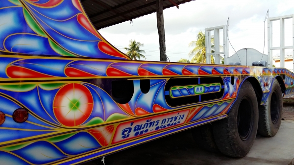 ขายเทรนเลอร์ไอ้หลงTD2เพลาเครื่อง195แรงเกียร์10สปีด สภาพสวย จัดไฟแน้นท์ได้50