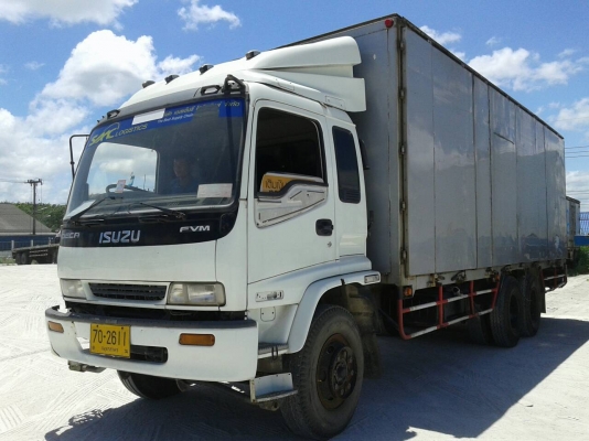 ขายรถบรรทุก 10 ล้อตู้แห้ง ISUZU FVM 195 แรงม้าปี 2547 ตู้ยาว 7.50 เมตร ราคา 900000