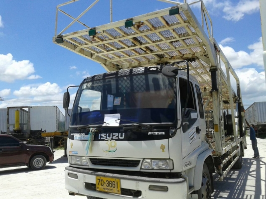ขายรถบรรทุก 6 ล้อขนรถ ISUZU FTR 200 แรงม้าปี 2550 ราคา 900000