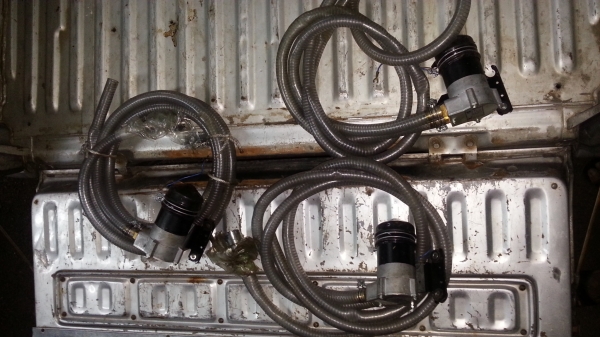 ขายปั้มถ่ายเทน้ำมันเชื้อเพลิงของญี่ปุ่น 24v. ของใหม่ ตัวล่ะ 2,800