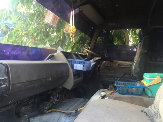 ขายรถ10ล้อกระบะบรรทุกดั้ม  HINO