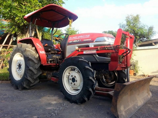 ยันร์ม่า EF453T 4 WD 2 เพลา ตัวรถพร้อมใบมีดดันหน้า เดิมๆ แน่นๆ