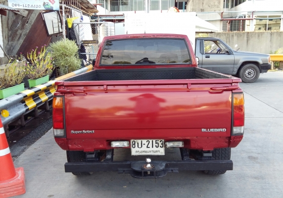 นิสสัน บิ๊กเอ็ม ทะเบียนเต็ม หมด มีค.59  เครื่องเบนซิน 1800 สีใหม่เพิ่งเสร็จ เงาแว๊ป หน้าปัดทุกอย่างใช้งานได้ครบปกติ เครื่องเสียง มีเพาเวอร์แอม์ + ซับ 10 นิ้วฟังปกติเลย แอร์ใหม่ คาร์บูใหม่ ปั๊มติ๊กใหม่ เครื่องเดินนิ่ม ช่วงล่างใหม่แน่นๆพร้อมแหนบบรรทุก