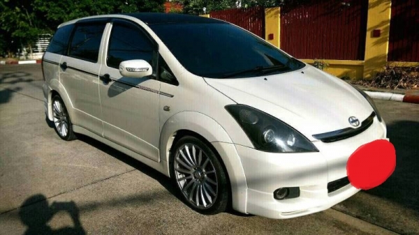 Toyota Wish ปี06   เครื่อง2.0  ออโต้    แก๊สLPG  ล้อแม็กยางใหม่