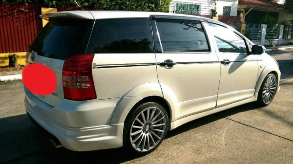 Toyota Wish ปี06   เครื่อง2.0  ออโต้    แก๊สLPG  ล้อแม็กยางใหม่