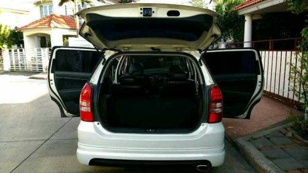 Toyota Wish ปี06   เครื่อง2.0  ออโต้    แก๊สLPG  ล้อแม็กยางใหม่