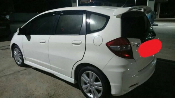 Honda Jazz ปี13    ออโต้   ตัวTOP  มัลติ