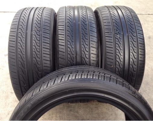 ยาง Toyo 205 45 17 ปลายปี13 ดอกเยอะ เนื้อนิ่ม ไม่มีปะหรือกินข้างมา