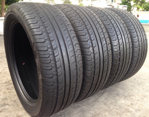 ยาง Hankook 235 40 19 สิ้นปี13 ดอกเต็ม ไมกินข้าง ไม่มีปะ ใช้ยาวๆ