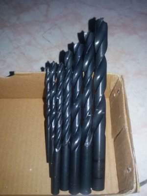 ดอกสว่านเจาะเหล็กเกรด Hi-Speed  ยี่ห้อ Allways หัวตัด หัวเกสร หัวนำศูนย์ Helicoil Point แล้วแต่จะเรียก ชุดละ 7 ดอก