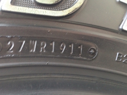 ยาง All Dunlop 265 70 16 กลางปี11 จำนวน2เส้น made in Japan ดอกดี ไม่มีปะ