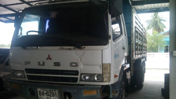 ขายด่วนรถสิบล้อดั้มหลงM6เครือง260แรงม้าปี49รถสวยเดิม