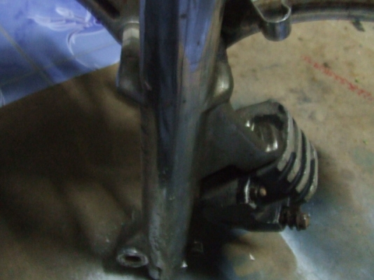 ขายชุดหน้า สภาพดีครับไม่คด   ยาว87 เซนติเมตร  36มิล  ช่วงกว่าง8นิ้วครึ่ง