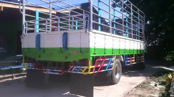 ขาย6ล้อบรรทุก HINO MEGA150 ซีรีซ์500 ปี53 แชชซี ยาว5.5แชชซีสวย เครื่องเดิม พร้อมคอกเสริมข้าง