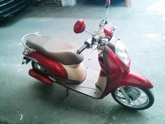 ขายแล้ว  honda scoopy 110i แดงน้ำตาล ปี53 กท569
