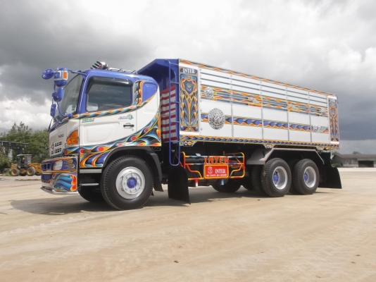 อู่อินเตอร์ สระแก้ว รับต่อกระบะและทำสี รถ 10 ล้อ 6 ล้อ สนใจติดต่อได้ที่ 081-9832626(เฮียโชค)