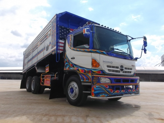 อู่อินเตอร์ สระแก้ว รับต่อกระบะและทำสี รถ 10 ล้อ 6 ล้อ สนใจติดต่อได้ที่ 081-9832626(เฮียโชค)